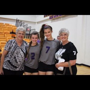 Meet your Posher, Tempie